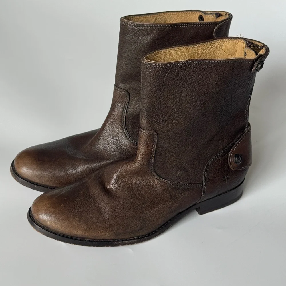 Frye Boots - Picture 2 of 10